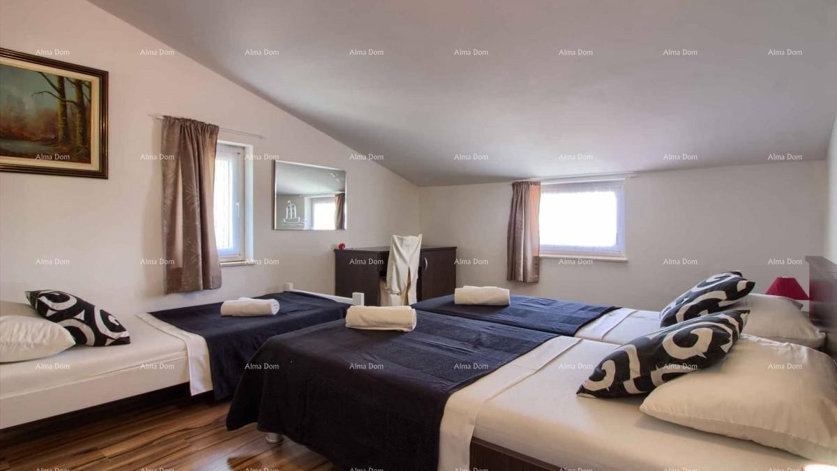 House with a pool in Medulin 20