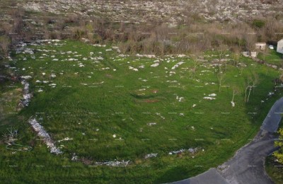 JESENOVIK, Građevinsko zemljište u podnožju Parka prirode Učka – više parcela s pogledom na prirodu