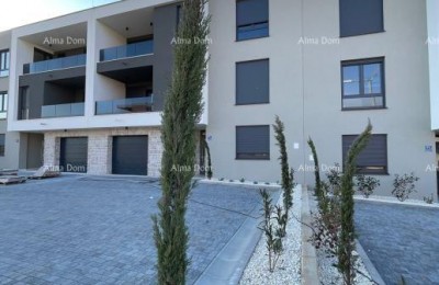 Vendita! Appartamento in nuovo complesso con 3 camere da letto e due posti auto, Pula, Valdebek! S4