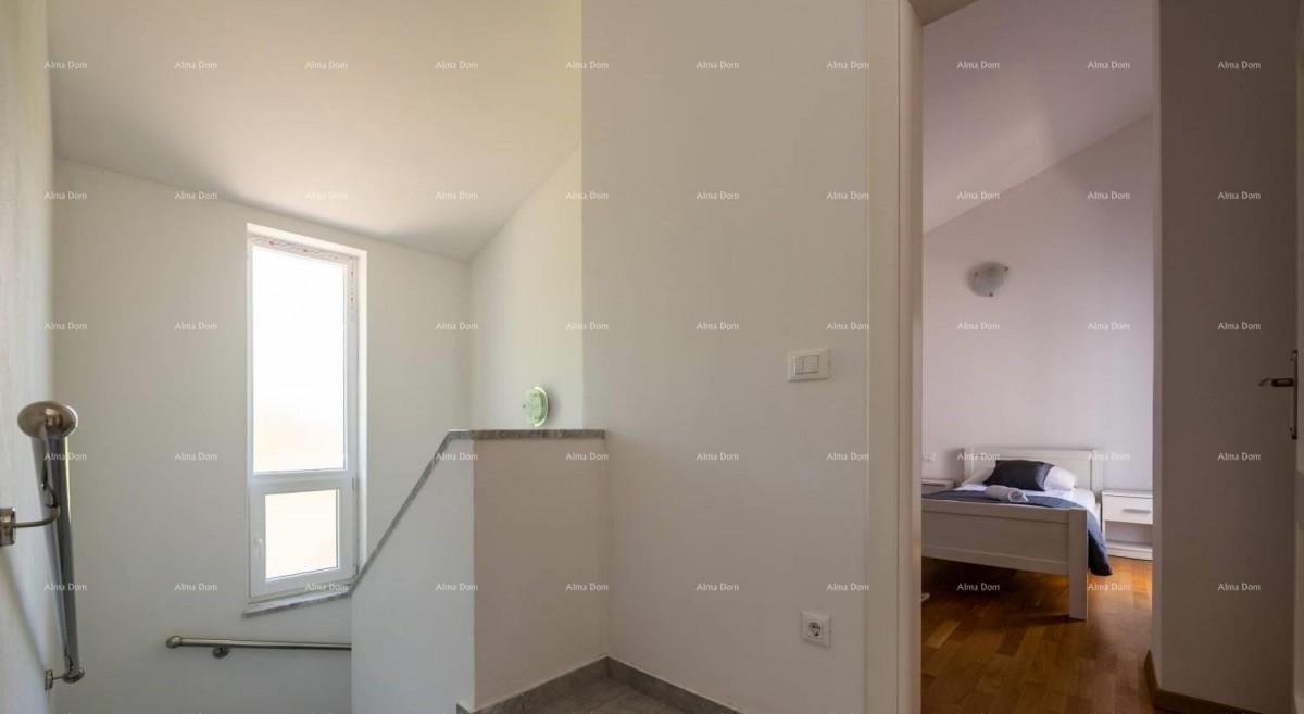 Двухквартирная вилла с бассейном – окрестности Пореча 10