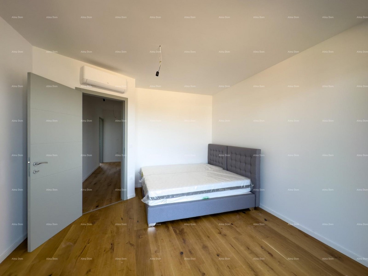 Просторная квартира в Пуле с тремя спальнями и современными удобствами рядом с центром города 21