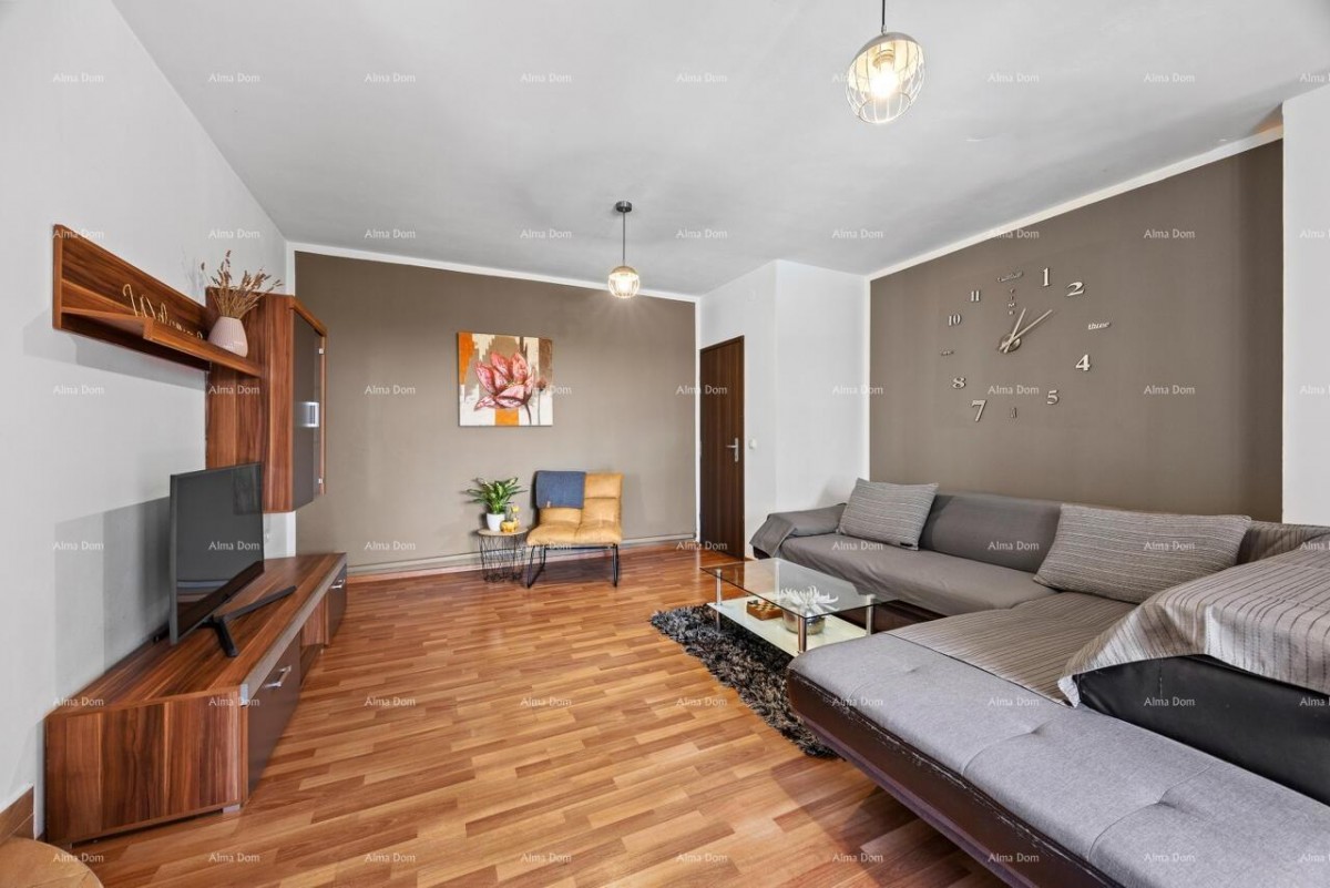 Beautifully renovated Istrian house with a private pool –  Svetvinčenat 10