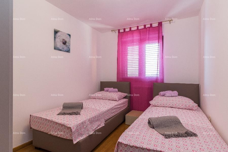 Valdebek. Samostoječa hiša s bazenom in jacuzzijem! Bližina centra mesta Pule. 15