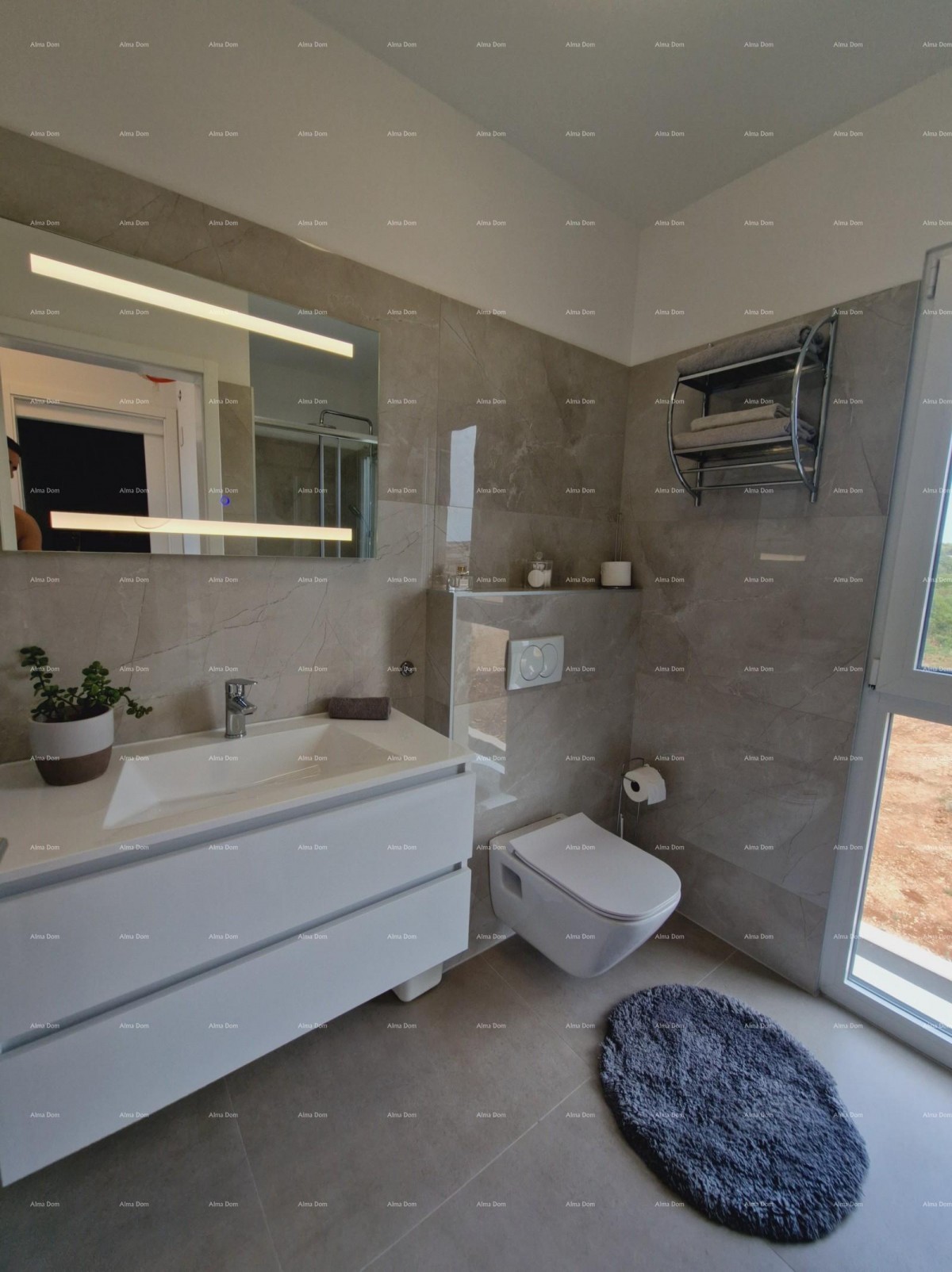 Prodaja luksuzne vile v Medulinu – 100 m od morja 20