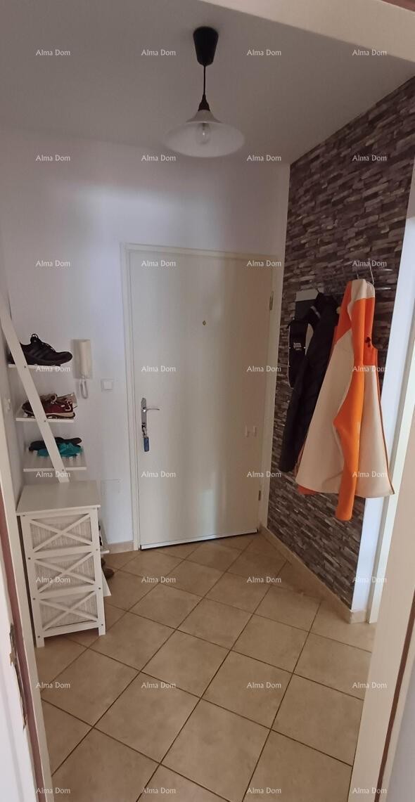 Продается квартира в Лижняне, 64 м2 4