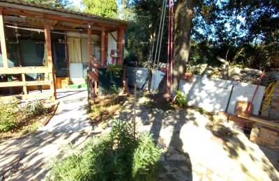 MEDULIN – AUTENTICA CASA ISTRIANA (KAŽUN) CON GIARDINO, A 600 M DAL MARE