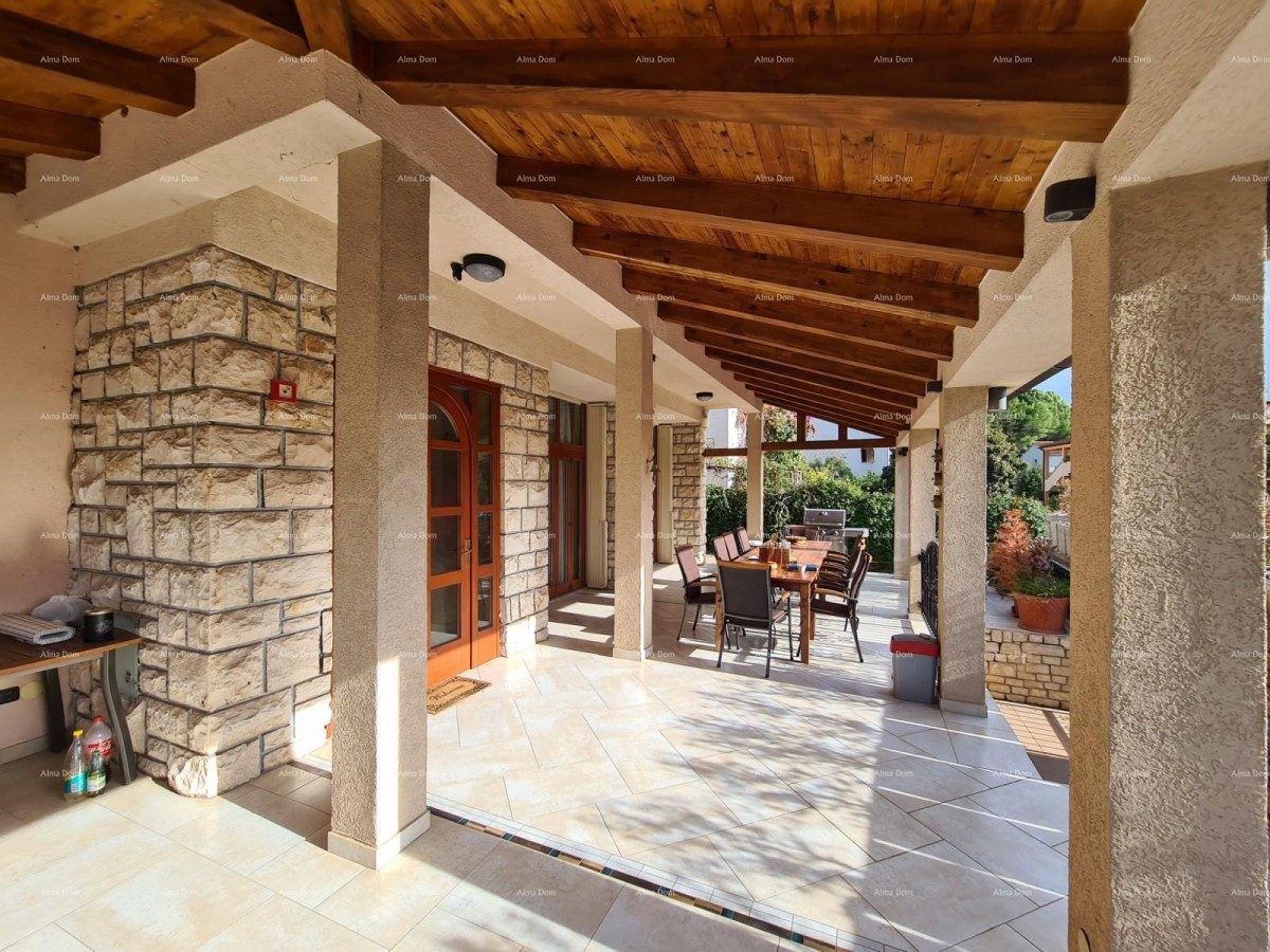 Пула. Зеленикa! Самостоятельный дом! 50 метров до пляжа! Вид на море! 45