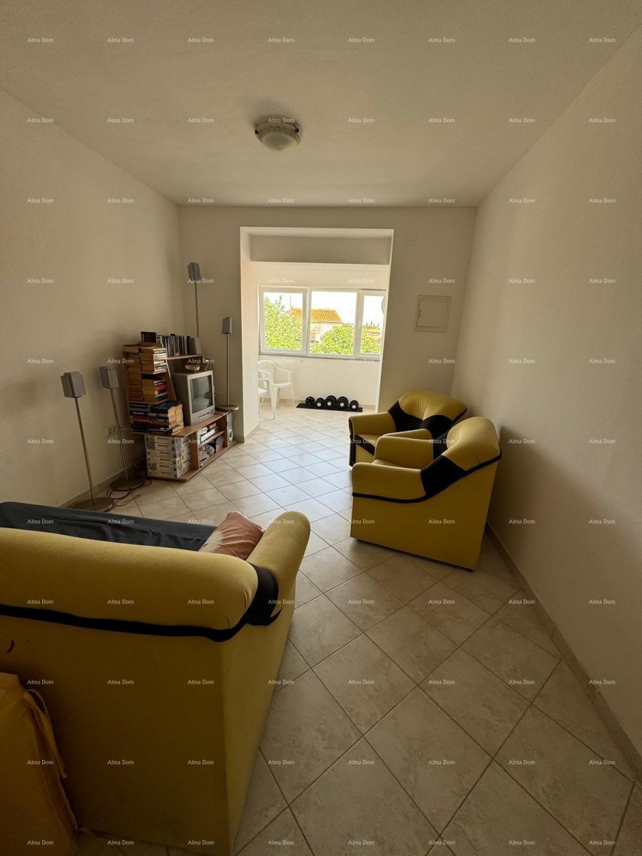 House with a small auxiliary detached room. Medulin. 17