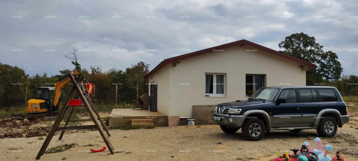 Продажа большого участка под застройку с проектом строительства виллы, Светвинченат 1