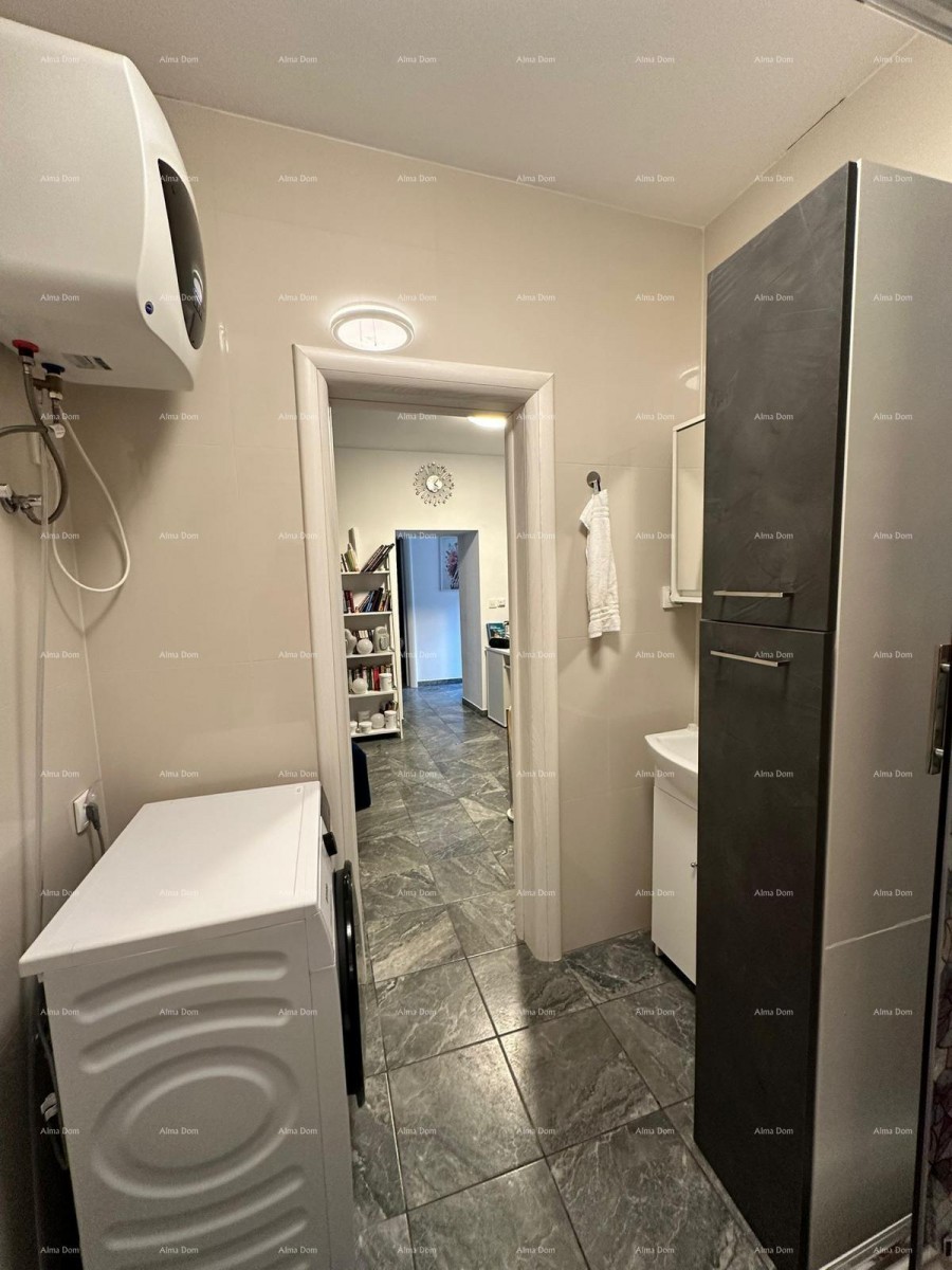 Renovated apartment in the center of Pula, 50 m² with underfloor heating and modern design 5