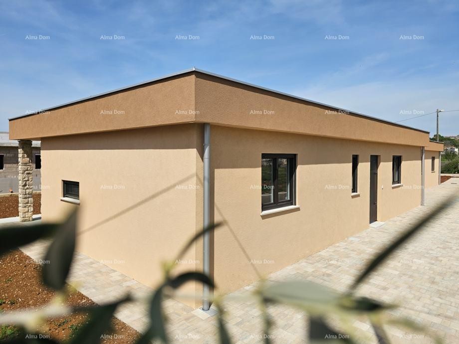 Prizemna hiša s bazenom – okolica Poreča 3