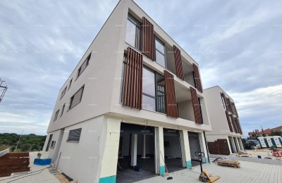 Novi, moderni, stanovanjski kompleks, Rovinj! Dvoetažno stanovanje s parkirnim in garažnim mestom! B4/A