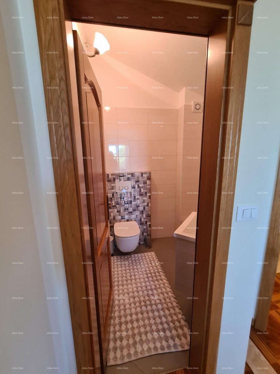 Трехэтажная квартира с террасой на крыше! 100 метров до моря. 30