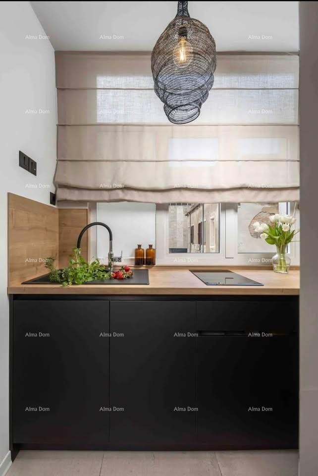 For sale: designer apartment in the city center. 5