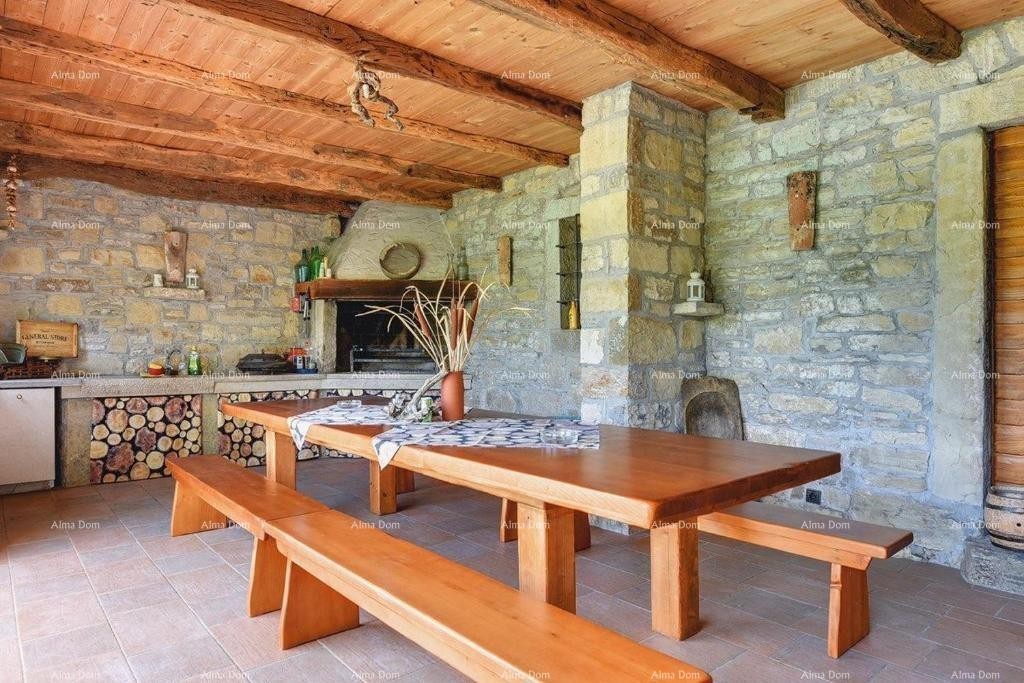 Prodaje se prekrasna vila sa bazenom u blizini Pazina 10