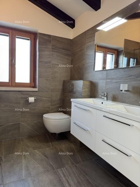 Mediteranska kuća s bazenom i pogledom na more , Raša 7