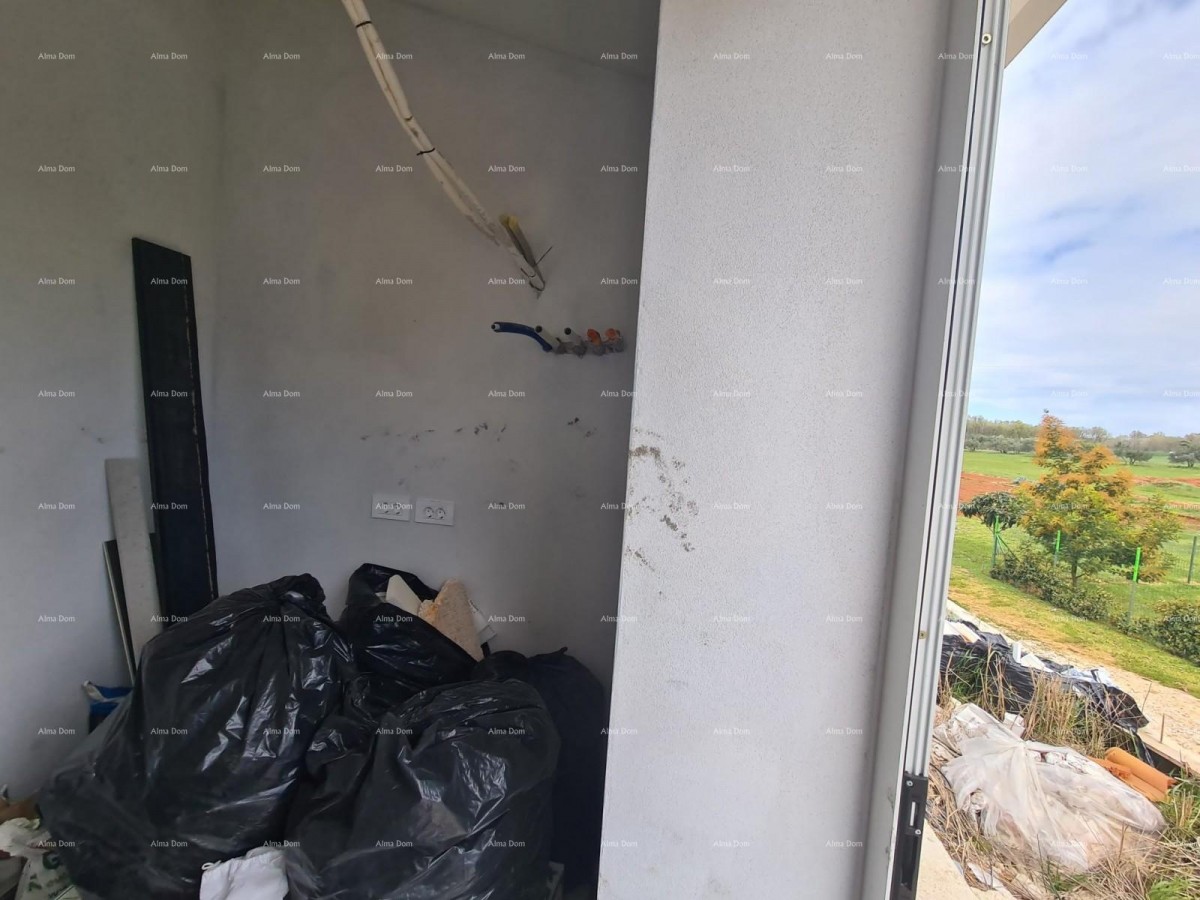 Elegante villa in un ambiente tranquillo vicino al mare con vista su vigneti e uliveti 5