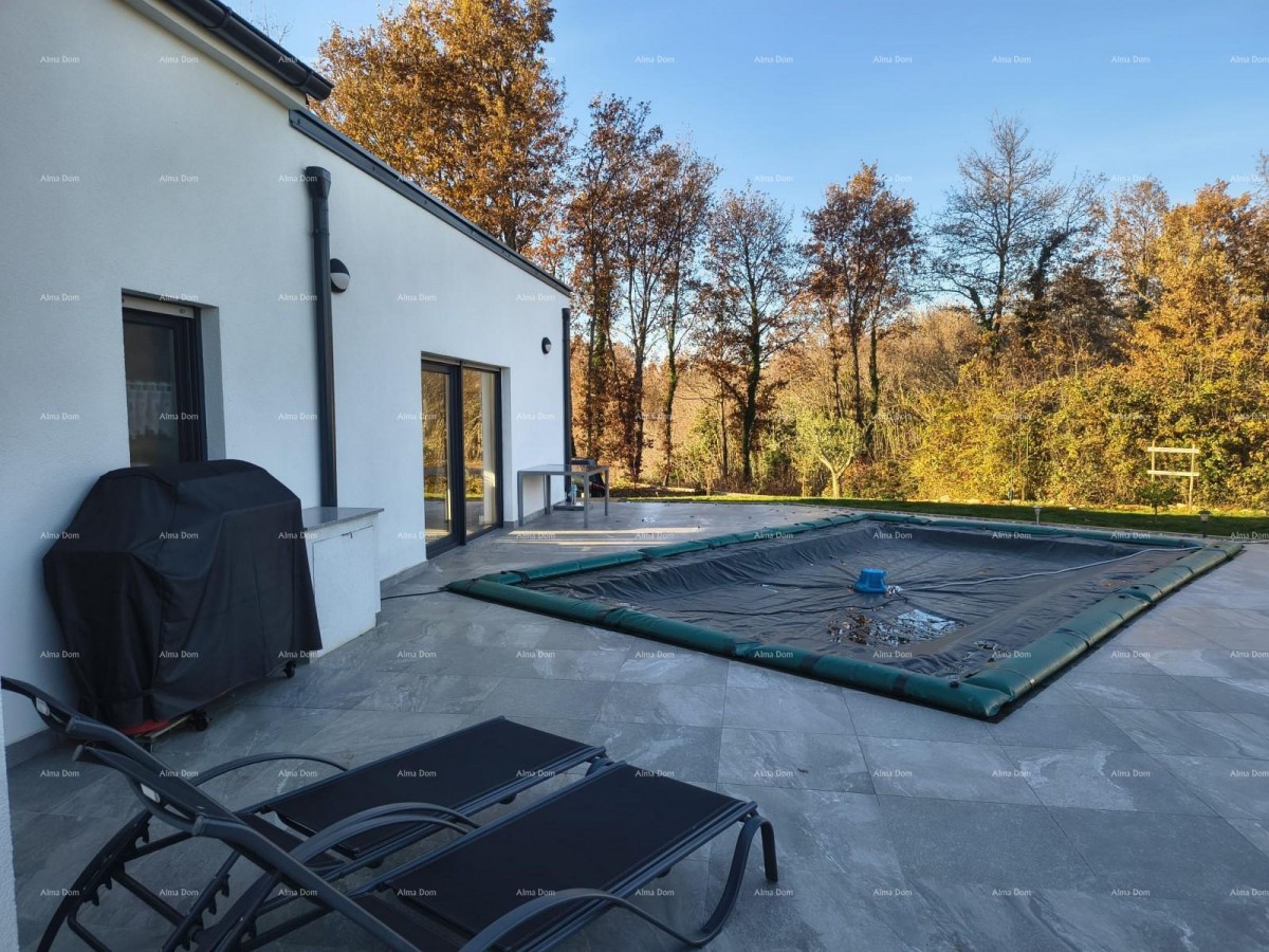 Самостоятельный одноэтажный дом с бассейном! 3