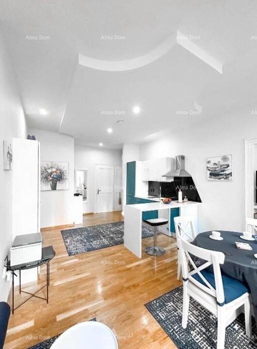 Luksuzan stan u srcu Pule – 122 m². Pješačka zona. 5