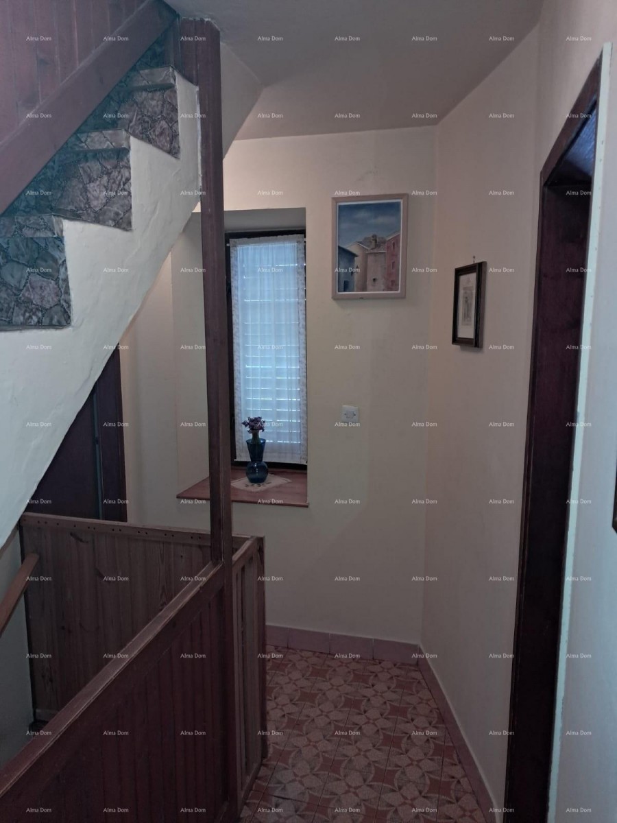 Buje! Casa su tre piani in centro 11