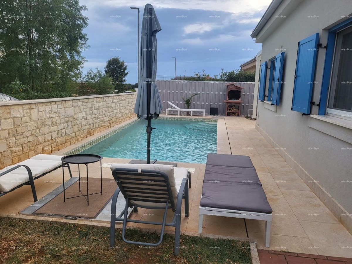 Cittanova, casa a un piano con piscina 10