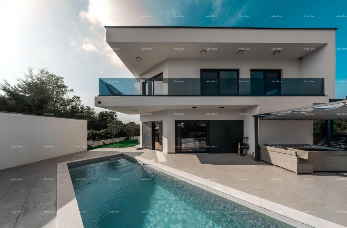 Продажа - новостроенная, современная и эксклюзивная вилла с бассейном, Волме, Пула! 9