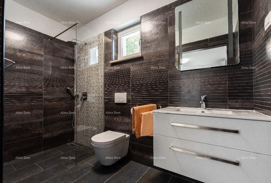Kuća na Labinštini ! Veliki teren oko kuće od 9400 M2!! 15