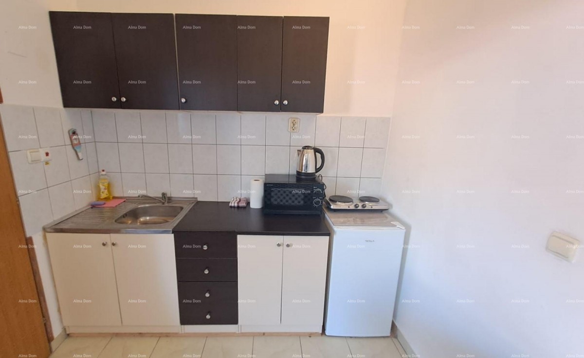 Pula, strogi centar – 90,30 m² | 4 urejena studio apartmaja | Pogled na Zlatna vrata | Uhodano turistično podjetje 19