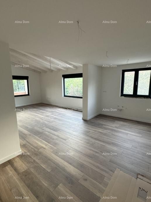 Прекрасный участок земли продается, окруженный лесами и виноградниками, с видом на Грачишће и Учку! 7