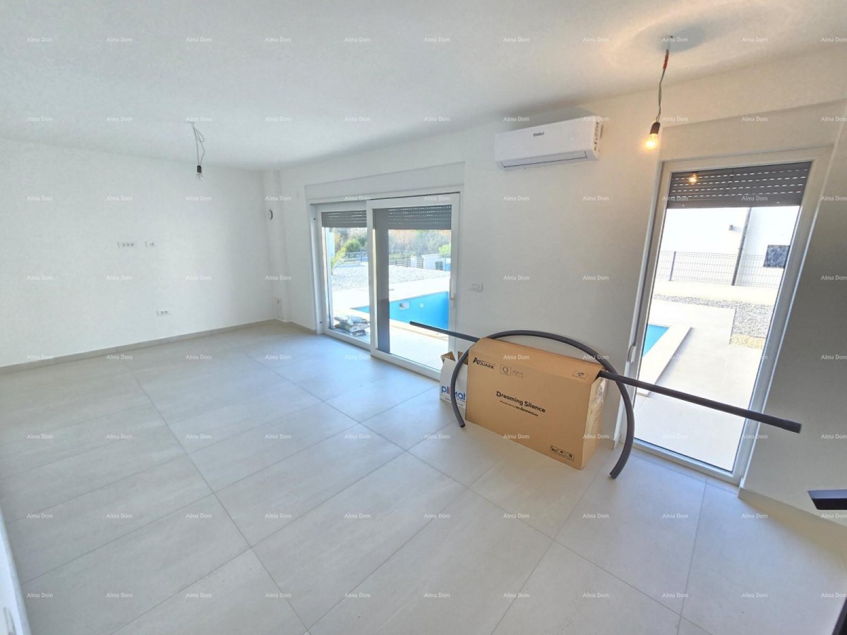 1 km do centra Medulina. Prodaja nove hiše s bazenom na odlični lokaciji, blizu morja! 31