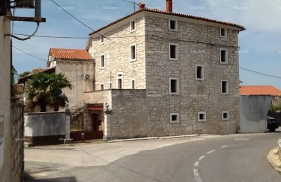 Свети Петар у Шуми, дом и земля