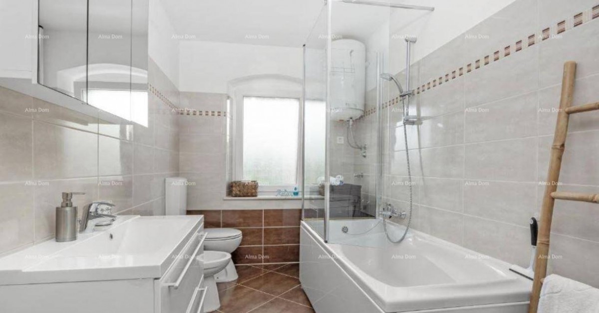 VILA S BAZENOM IN KONOBOM – HRELJIĆI, ISTRA 8