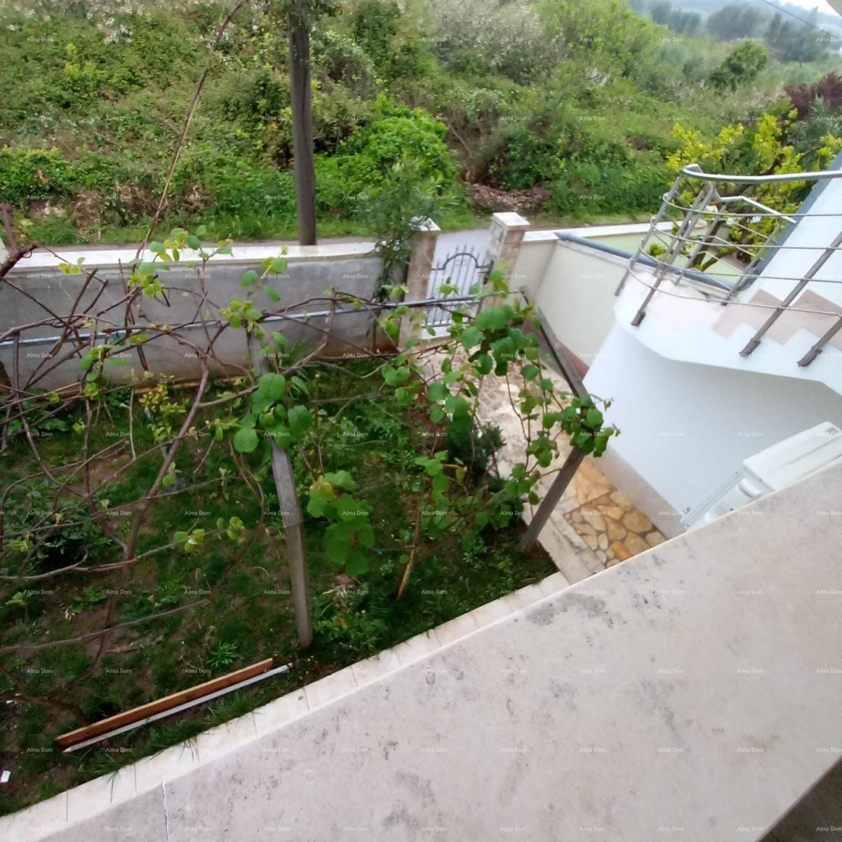 FOR SALE – House with Two Separate Apartments, Premantura 6