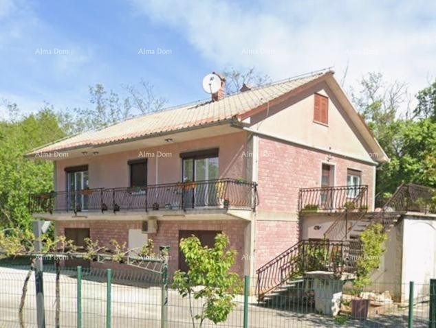 HOUSE WITH A SPACIOUS YARD AND STORAGE SPACE 2