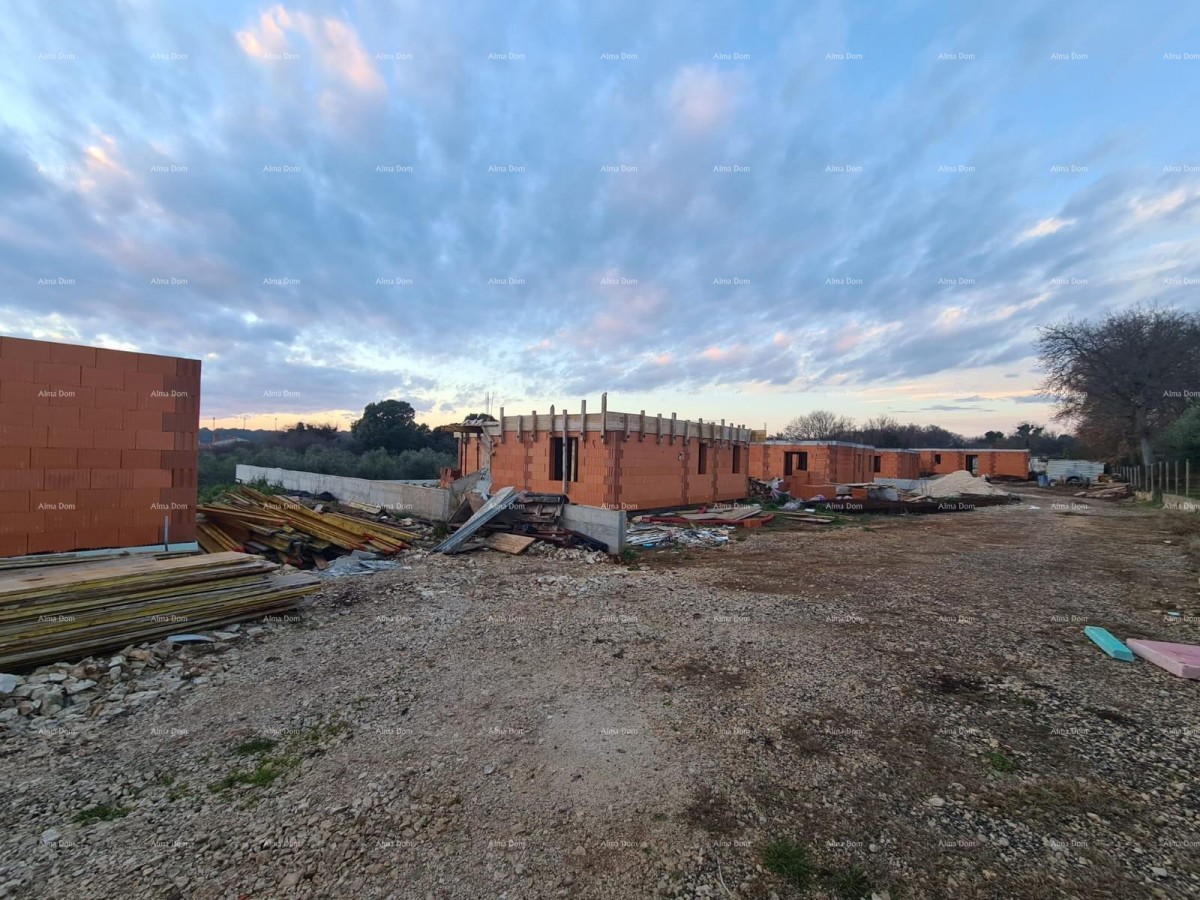 LIŽNJAN! VENDITA DI UNA CASA IN COSTRUZIONE CON PISCINA. 9