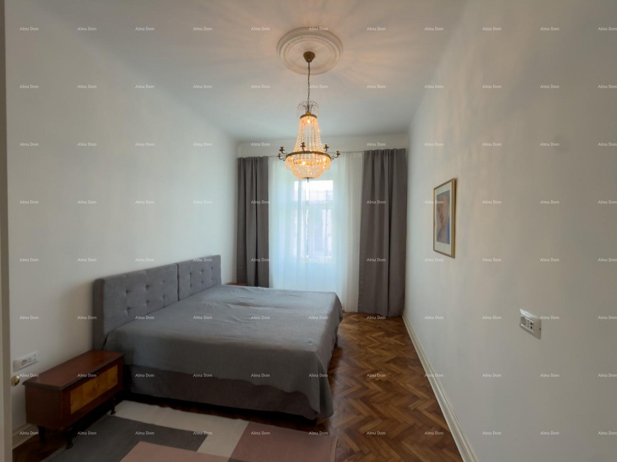 Renovated Apartment in the Center of Pula! 18