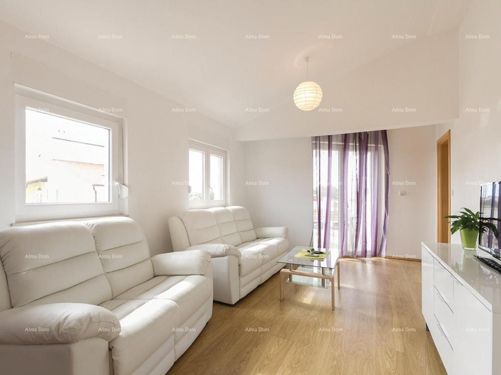 House with a Pool, VALBANDON 7