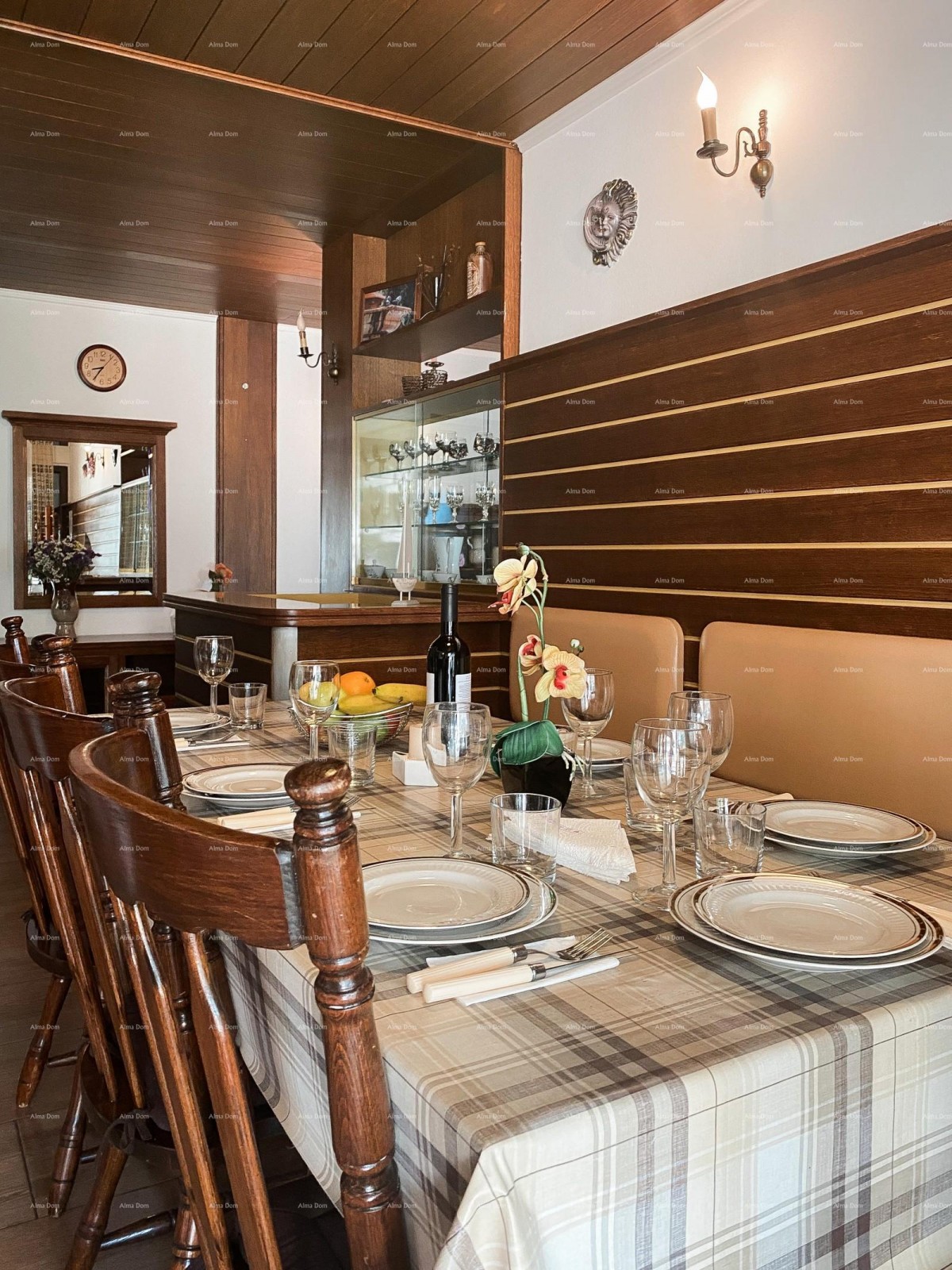 Lepa vila za prodajo na eni izmed najboljših lokacij v Supetru, otok Brač! 20