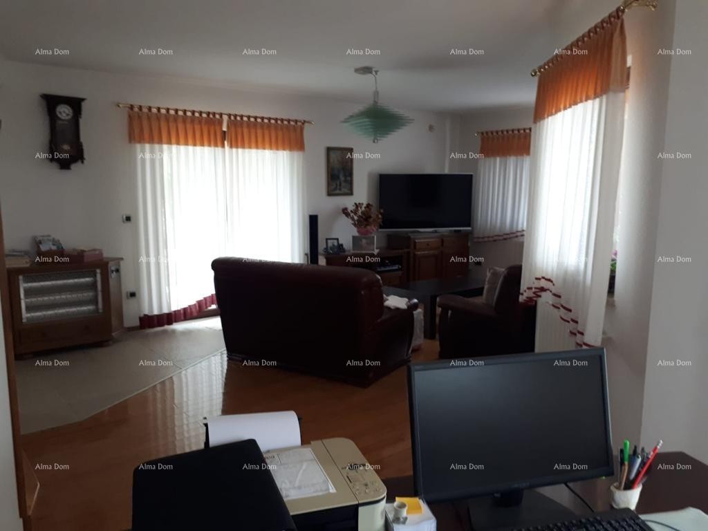 Samostojna hiša, Banjole 18