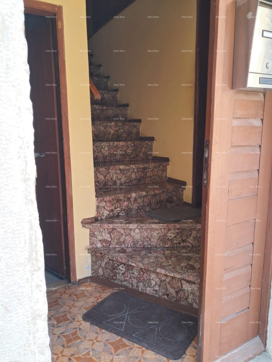 Buje! Casa su tre piani in centro 17