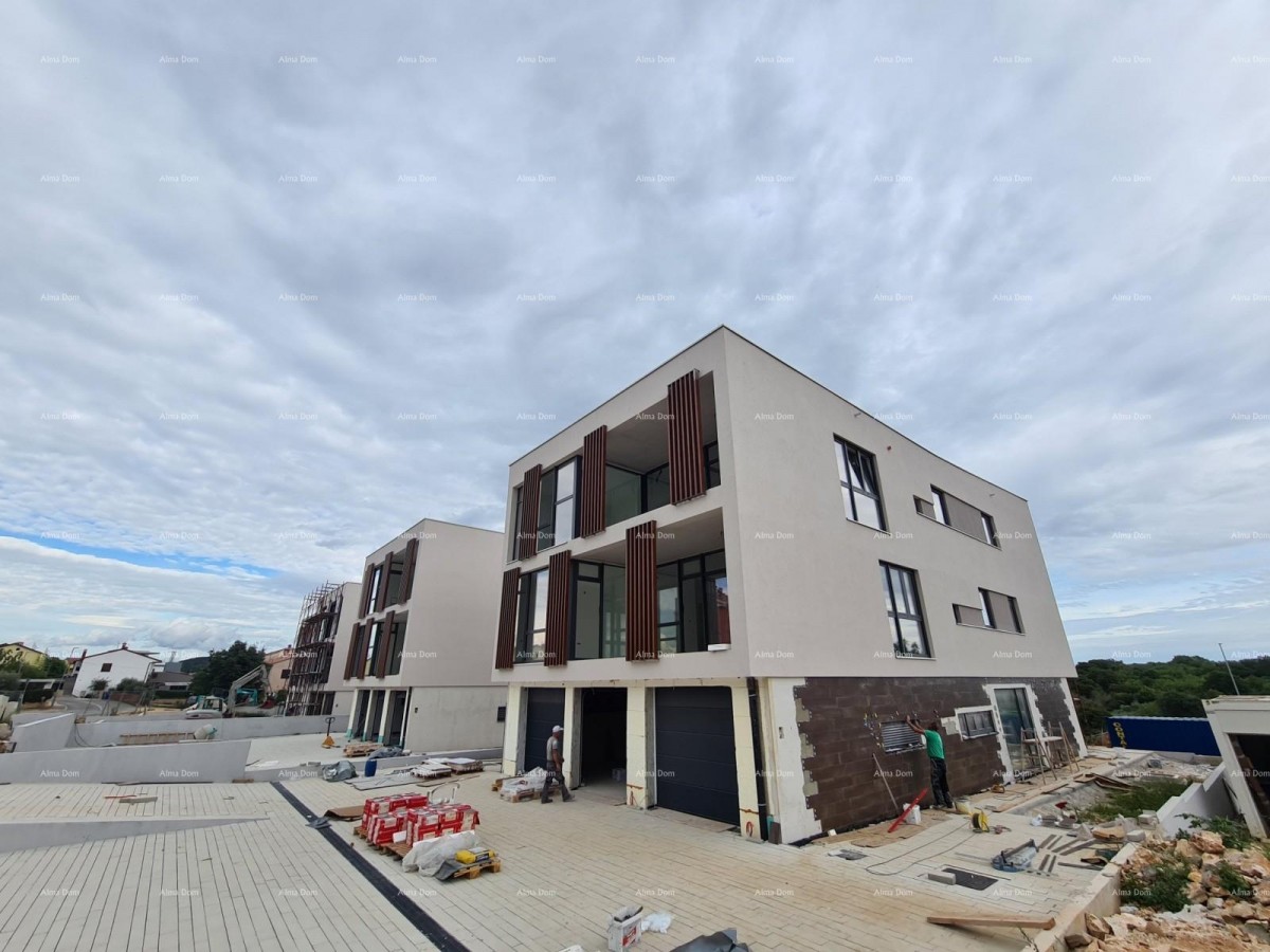 Novi, moderni, stambeni kompleks, Rovinj! Dvoetažni stan s parkirnim i garažnim mjestom! B4/A 7