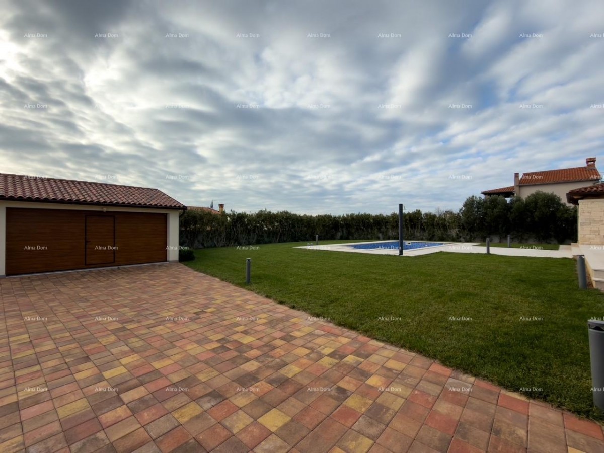 Vendiamo una villa con vista sui Brioni! 47