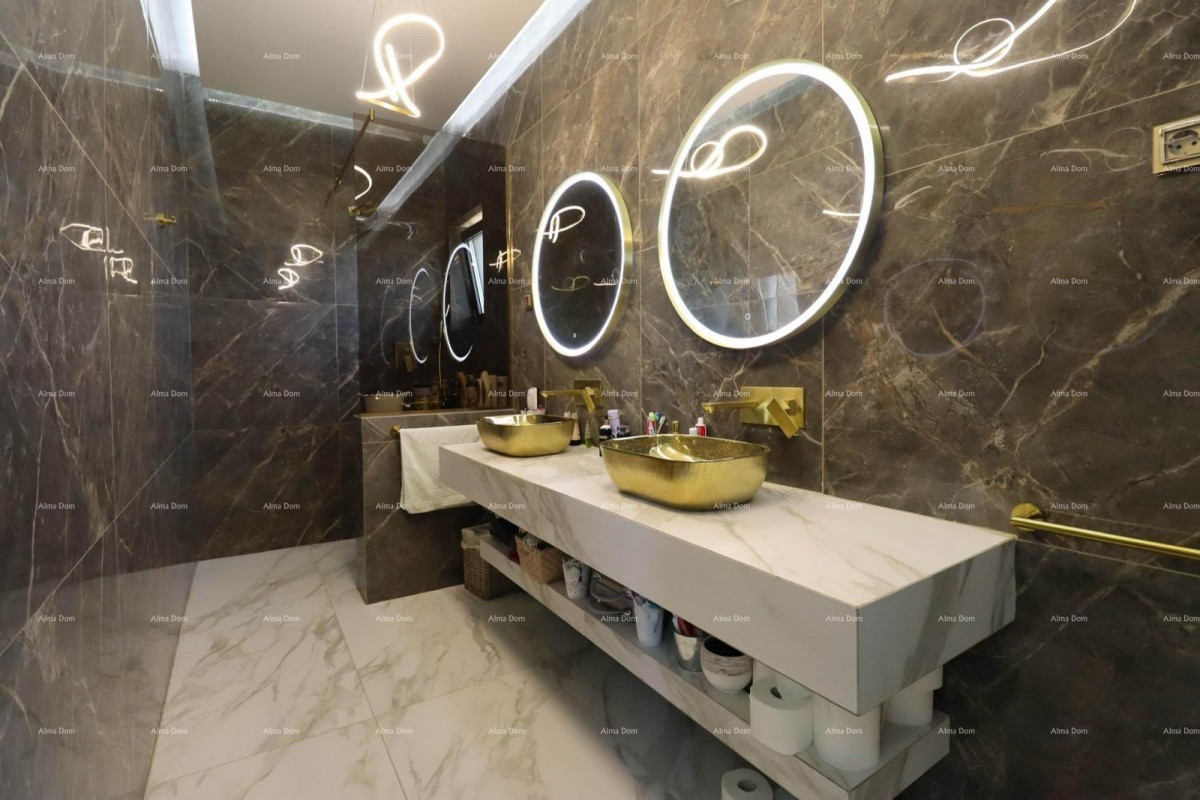 FOR SALE: Modern Detached Villa near Pula – Loborika. 13