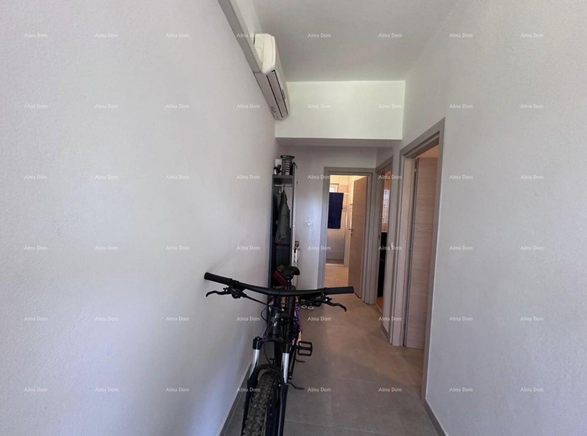 House with permission to build 4 apartments! 21