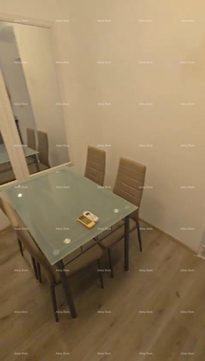 In vendita appartamento 83 m² – Pula, centro 6