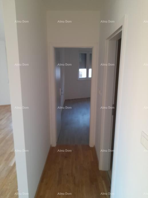 Продажа - квартира с гаражным местом в отличном месте, Пула! 5