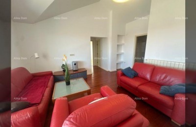 Poreč – Spacious penthouse with a large terrace and sea view