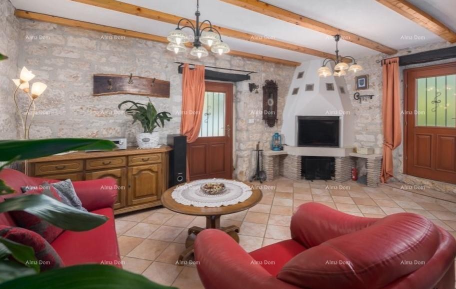 Продается дом с бассейном, Тиньян 18