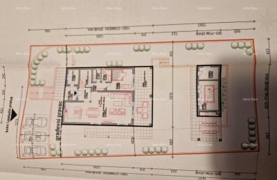 Građevinski teren blizina  Barbana sa pravomoćnom građevinskom dozvolom