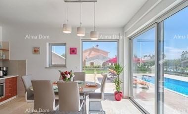 Bella villa in vendita, Marčana 9